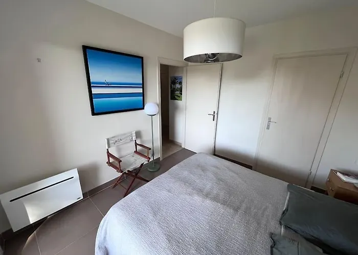 Apartamento Climatisé Avec Terrasse, Vue Jardin Et Piscine Antibes